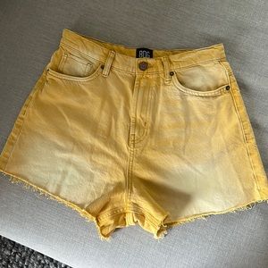 BDG A-Line Cutoff Jean shorts